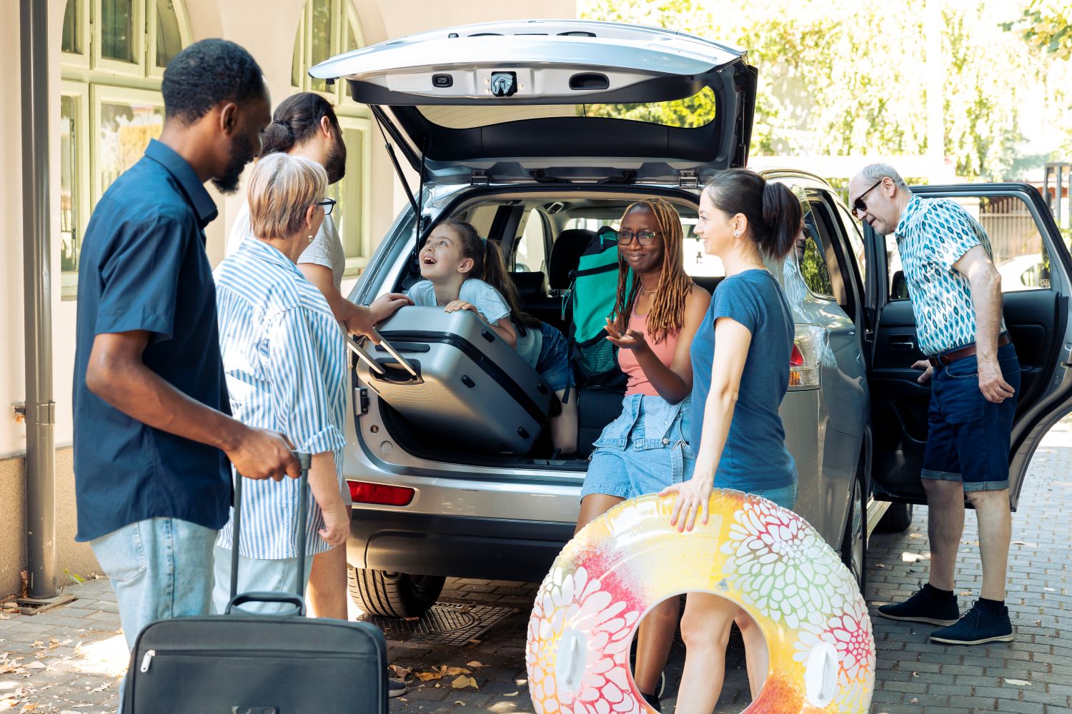 family using rental car